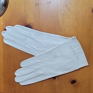 Vintage Ladies Embroidered Kid Gloves Size 7.5 in White